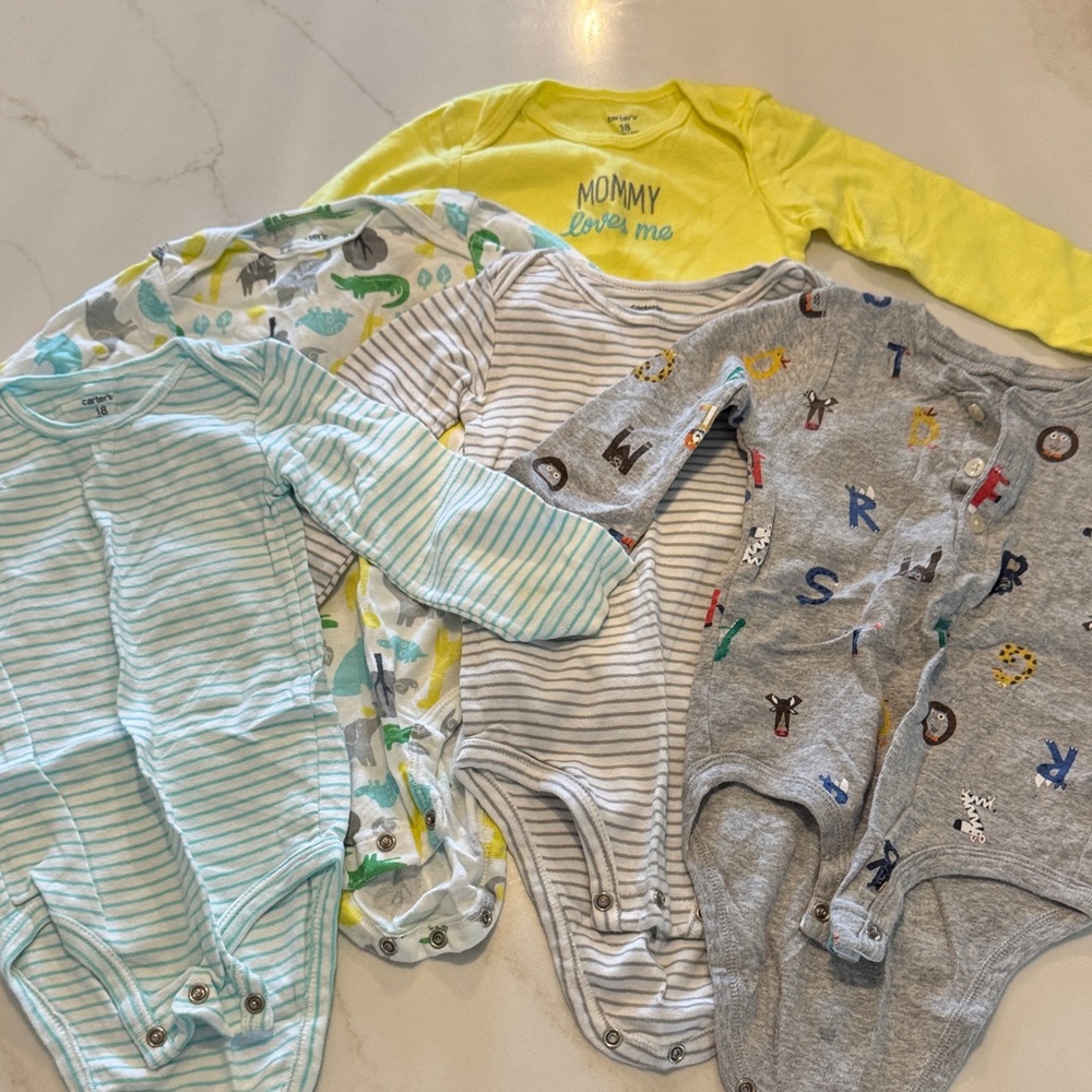 EUC Lot of 5 Carters Long Sleeve Onesies